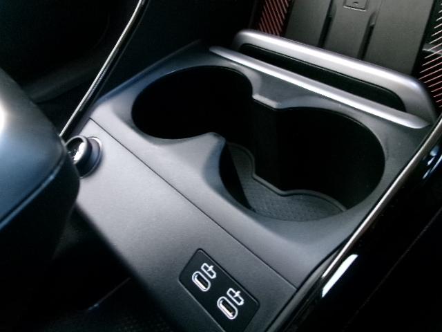 2シリーズ 218dアクティブツアラー エクスクルーシブ 17AWヴェガンザシートカーブドディスプレイ純正ナビゲーション全方位カメラヘッドUPディスプレイシートヒーターオートトランクアダプティブLEDヘッドライトレンタカーUP禁煙認定中古車(21枚目)