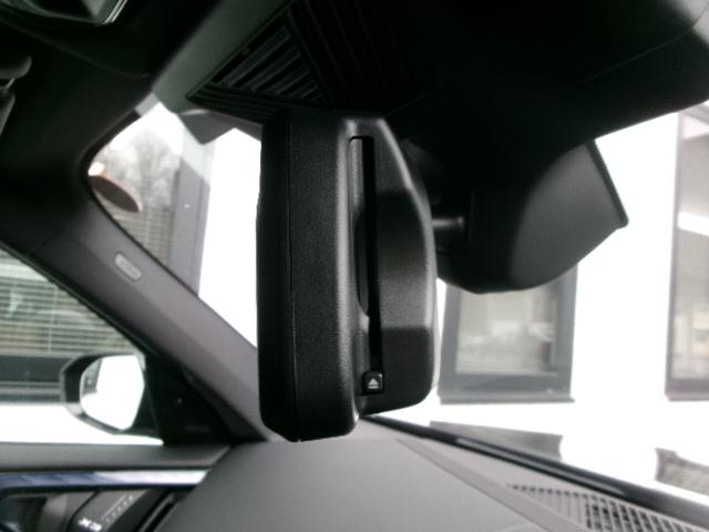 ���S�a�l�v�v���~�A���Z���N�V�����������ł͉���ԁA����Ԃ𒆐S�ɗ����̖��m�Ȏԗ����펞�T�O��W���B�������������h�b����ԂŖ�T���B�X�^�b�t�ꓯ�S��育��������҂����Ă���܂��B