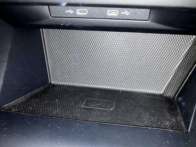 ゴルフ ＴＤＩアクティブアドバンス　プラチナムエディション　認定中古車　純正ナビ　ＥＴＣ　Ｂカメラ　衝突軽減ブレーキ　アダクディブクルーズ　ブラインドスポットモニター　リアトラフィックアラート（20枚目）