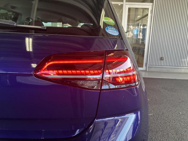 ゴルフ ＴＳＩコンフォートライン　マイスター　認定中古車　純正ナビ　ＥＴＣ　Ｂカメラ　衝突軽減ブレーキ　アダクディブクルーズ　ブラインドスポットモニター　リアトラフィックアラート（9枚目）