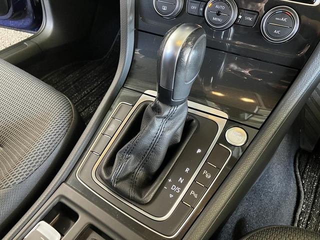 ゴルフ ＴＳＩコンフォートライン　マイスター　認定中古車　純正ナビ　ＥＴＣ　Ｂカメラ　衝突軽減ブレーキ　アダクディブクルーズ　ブラインドスポットモニター　リアトラフィックアラート（16枚目）