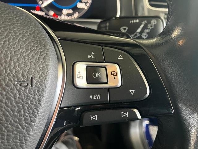 ゴルフ ＴＳＩコンフォートライン　マイスター　認定中古車　純正ナビ　ＥＴＣ　Ｂカメラ　衝突軽減ブレーキ　アダクディブクルーズ　ブラインドスポットモニター　リアトラフィックアラート（19枚目）