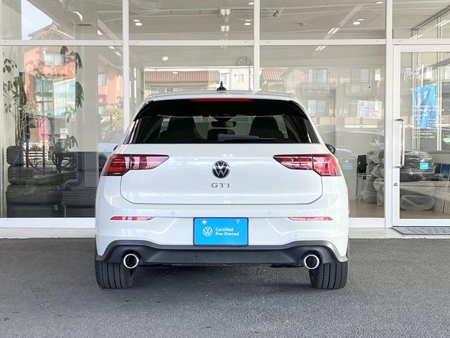 �e�[�������Y�ƈ�̉��������h�A����芪���v���X���C���͂f�������̃����f�U�C�����X�^�C���b�V���ɂ����Č��I�Ɏd�グ�Ă��܂��B���E�̃}�t���[���ʏ�̂f�������ƈႤ��ۂ�^���܂��B