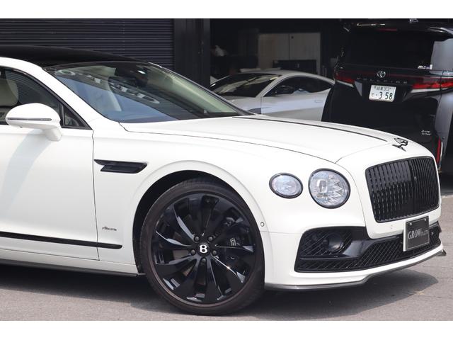 フライングスパー V8 アズール 4WD マリナーSpc/ブラックラインSpc/カーボン/(7枚目)