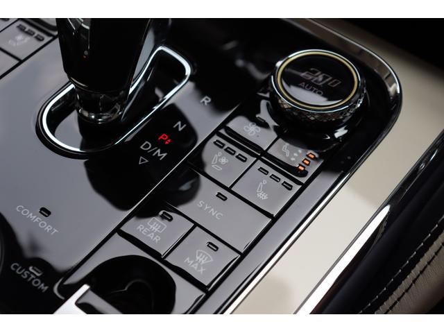 フライングスパー V8 アズール 4WD マリナーSpc/ブラックラインSpc/カーボン/(45枚目)