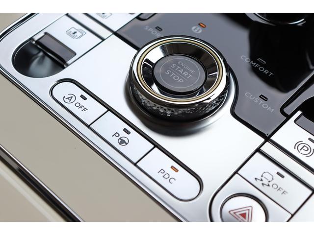 フライングスパー V8 アズール 4WD マリナーSpc/ブラックラインSpc/カーボン/(46枚目)