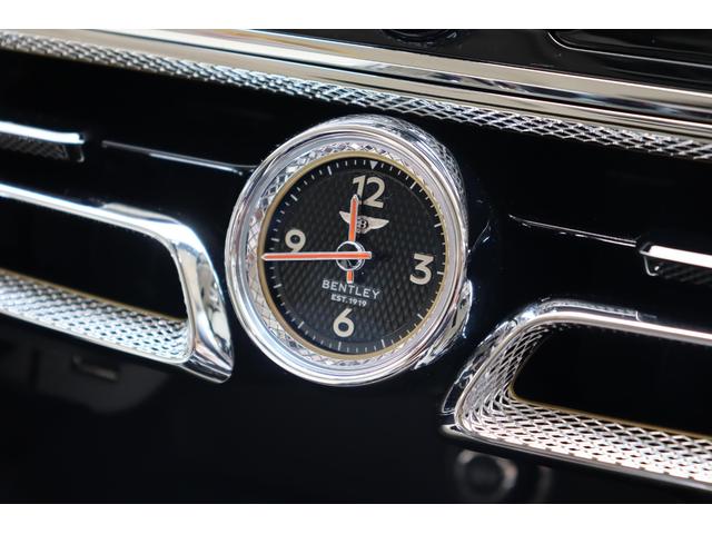 フライングスパー V8 アズール 4WD マリナーSpc/ブラックラインSpc/カーボン/(59枚目)