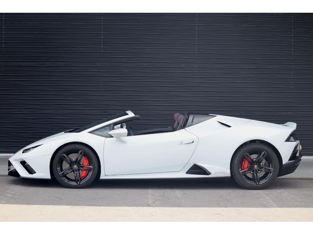 ウラカン EVO RWDスパイダー (LDF) アクラポヴィッチ/ドライバーズ・pkg/PPF(3枚目)