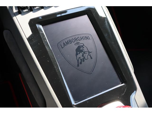 ウラカン EVO RWDスパイダー (LDF) アクラポヴィッチ/ドライバーズ・pkg/PPF(32枚目)