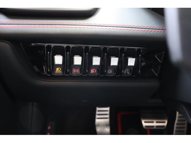 ウラカン EVO RWDスパイダー (LDF) アクラポヴィッチ/ドライバーズ・pkg/PPF(40枚目)