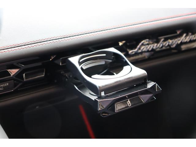 ウラカン EVO RWDスパイダー (LDF) アクラポヴィッチ/ドライバーズ・pkg/PPF(41枚目)