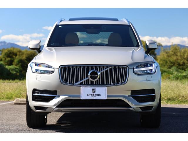 ＸＣ９０ Ｔ８　ツインエンジン　ＡＷＤ　インスクリプション　Ｂｏｗｅｒｓ＆Ｗｉｌｋｉｎｓ　パノラマサンルーフ　電格サードシート　７人乗り　マッサージ機能付きパフォーレイテッドファインナッパレザー　ベンチレーター　純正２１ＡＷ　ヘッドアップＤ　電動テールゲート（15枚目）