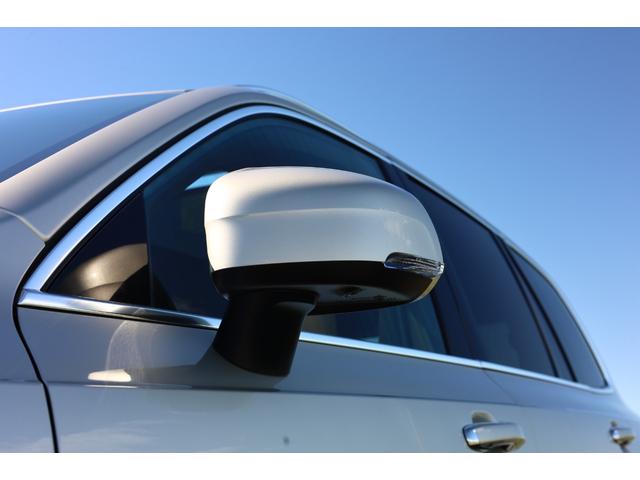 ＸＣ９０ Ｔ８　ツインエンジン　ＡＷＤ　インスクリプション　Ｂｏｗｅｒｓ＆Ｗｉｌｋｉｎｓ　パノラマサンルーフ　電格サードシート　７人乗り　マッサージ機能付きパフォーレイテッドファインナッパレザー　ベンチレーター　純正２１ＡＷ　ヘッドアップＤ　電動テールゲート（28枚目）