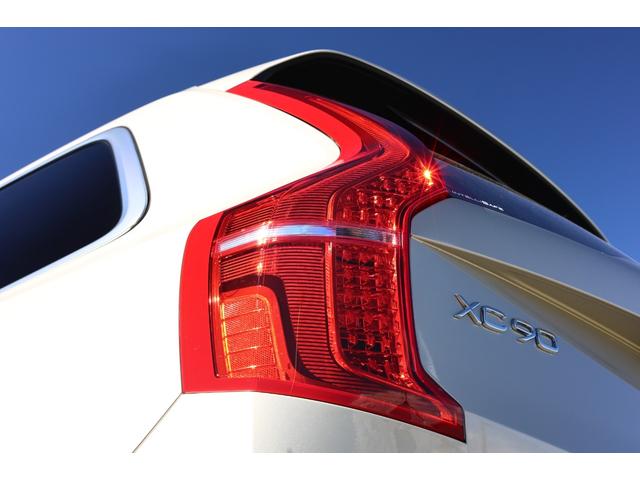 ＸＣ９０ Ｔ８　ツインエンジン　ＡＷＤ　インスクリプション　Ｂｏｗｅｒｓ＆Ｗｉｌｋｉｎｓ　パノラマサンルーフ　電格サードシート　７人乗り　マッサージ機能付きパフォーレイテッドファインナッパレザー　ベンチレーター　純正２１ＡＷ　ヘッドアップＤ　電動テールゲート（38枚目）