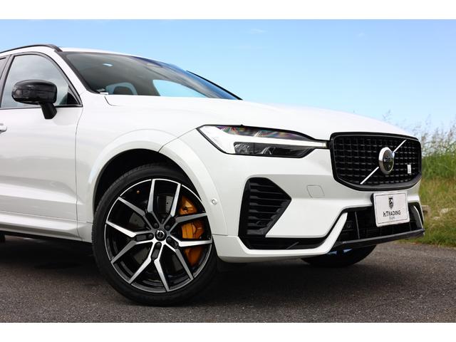 ＸＣ６０ Ｔ８　ポールスターエンジニアード　４０台限定　ＭＨＥＶ仕様　Ｂｏｗｅｒｓ＆Ｗｉｌｋｉｎｓ　Ｇｏｏｇｌｅナビ搭載　オーリンズ２２段階マニュアル調整車高調　専用鍛造２１ＡＷ　Ａｋｅｂｏｎｏ製ブレーキ（フロント６ＰＯＤ）電動テールゲート（11枚目）