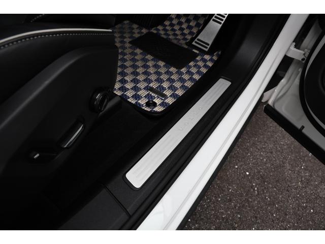 ＸＣ６０ Ｔ８　ポールスターエンジニアード　４０台限定　ＭＨＥＶ仕様　Ｂｏｗｅｒｓ＆Ｗｉｌｋｉｎｓ　Ｇｏｏｇｌｅナビ搭載　オーリンズ２２段階マニュアル調整車高調　専用鍛造２１ＡＷ　Ａｋｅｂｏｎｏ製ブレーキ（フロント６ＰＯＤ）電動テールゲート（49枚目）