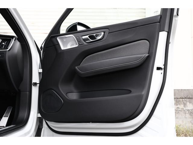 ＸＣ６０ Ｔ８　ポールスターエンジニアード　４０台限定　ＭＨＥＶ仕様　Ｂｏｗｅｒｓ＆Ｗｉｌｋｉｎｓ　Ｇｏｏｇｌｅナビ搭載　オーリンズ２２段階マニュアル調整車高調　専用鍛造２１ＡＷ　Ａｋｅｂｏｎｏ製ブレーキ（フロント６ＰＯＤ）電動テールゲート（50枚目）