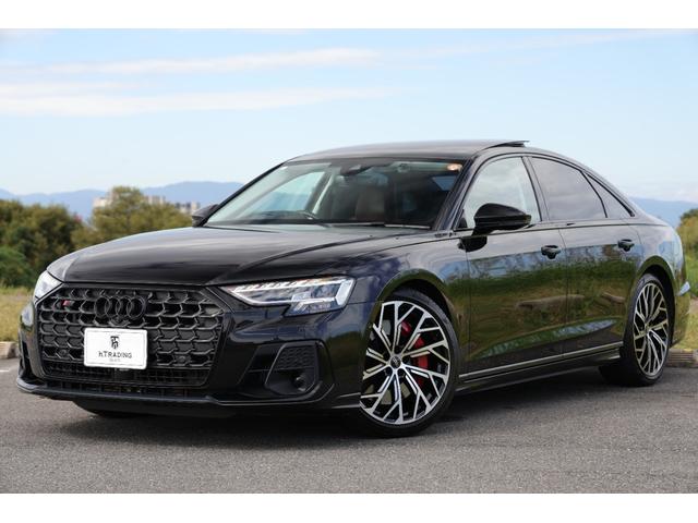 Ｓ８ ベースグレード　後期　ブラックＡｕｄｉ　ｒｉｎｇｓ＆ブラックスタイリングパッケージ　ＨＤマトリクスＬＥＤ　プレディクティブアクティブサスペンション　ＯＰ２１ＡＷ　Ｂ＆Ｏ　パワークロージングドア　ＡＣＣ　電動トランク（5枚目）
