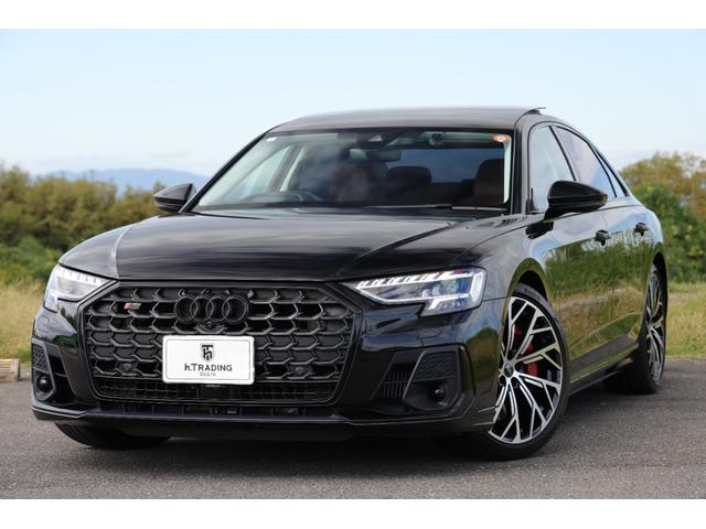 Ｓ８ ベースグレード　後期　ブラックＡｕｄｉ　ｒｉｎｇｓ＆ブラックスタイリングパッケージ　ＨＤマトリクスＬＥＤ　プレディクティブアクティブサスペンション　ＯＰ２１ＡＷ　Ｂ＆Ｏ　パワークロージングドア　ＡＣＣ　電動トランク（25枚目）