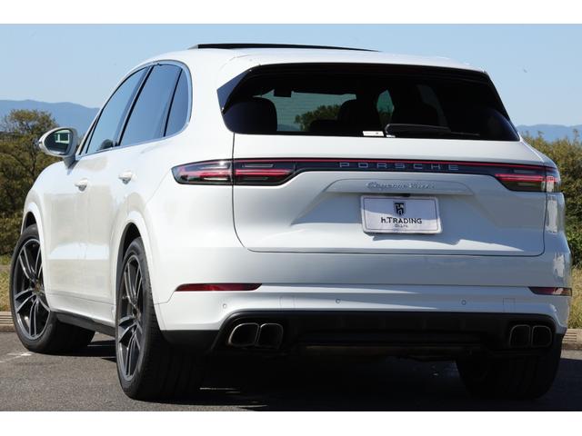 PORSCHE CAYENNE TURBO