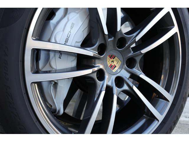 PORSCHE CAYENNE TURBO