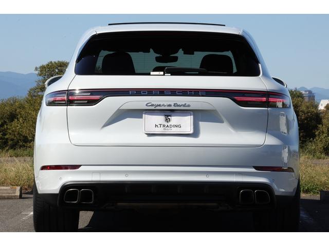 PORSCHE CAYENNE TURBO