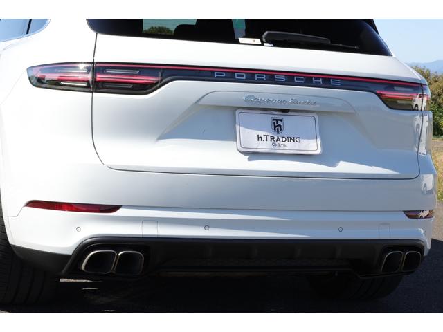 PORSCHE CAYENNE TURBO