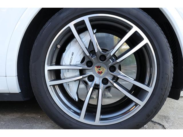 PORSCHE CAYENNE TURBO