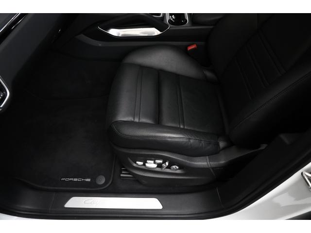 PORSCHE CAYENNE TURBO