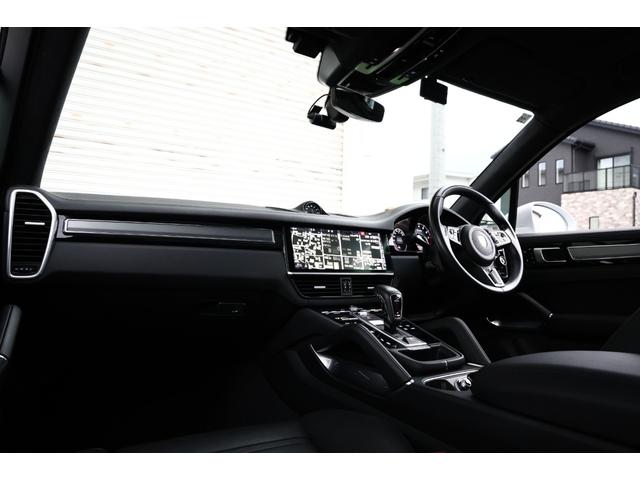 PORSCHE CAYENNE TURBO