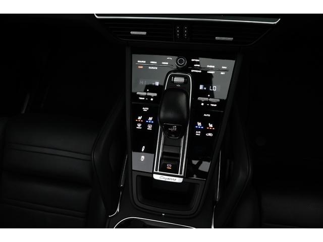 PORSCHE CAYENNE TURBO