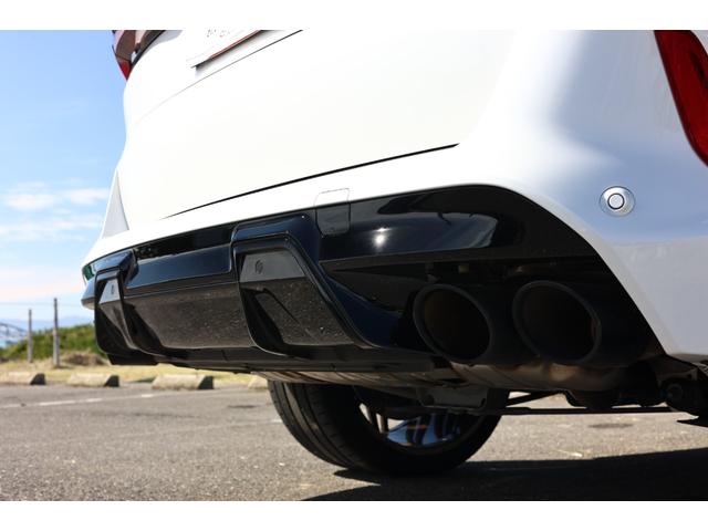 Ｘ５ Ｍ コンペティション　新車保証　１オーナー　Ｍコンフォートパッケージ　アダプティブＬＥＤ　マッサージ機能付メリノレザー　ベンチレーター　パノラマサンルーフ　純正ナビ　全方位カメラ　ｈａｒｍａｎ／ｋａｒｄｏｎ　２１／２２ＡＷ（13枚目）