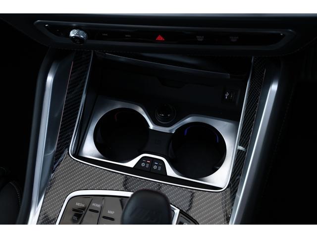 Ｘ５ Ｍ コンペティション　新車保証　１オーナー　Ｍコンフォートパッケージ　アダプティブＬＥＤ　マッサージ機能付メリノレザー　ベンチレーター　パノラマサンルーフ　純正ナビ　全方位カメラ　ｈａｒｍａｎ／ｋａｒｄｏｎ　２１／２２ＡＷ（17枚目）