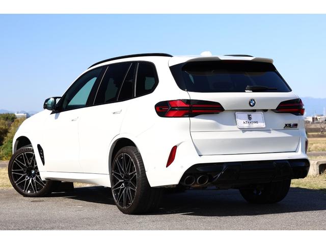 Ｘ５ Ｍ コンペティション　新車保証　１オーナー　Ｍコンフォートパッケージ　アダプティブＬＥＤ　マッサージ機能付メリノレザー　ベンチレーター　パノラマサンルーフ　純正ナビ　全方位カメラ　ｈａｒｍａｎ／ｋａｒｄｏｎ　２１／２２ＡＷ（33枚目）