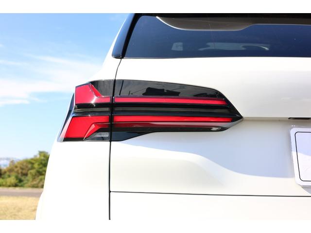 Ｘ５ Ｍ コンペティション　新車保証　１オーナー　Ｍコンフォートパッケージ　アダプティブＬＥＤ　マッサージ機能付メリノレザー　ベンチレーター　パノラマサンルーフ　純正ナビ　全方位カメラ　ｈａｒｍａｎ／ｋａｒｄｏｎ　２１／２２ＡＷ（34枚目）