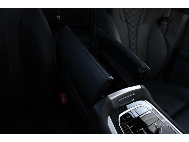 Ｘ５ Ｍ コンペティション　新車保証　１オーナー　Ｍコンフォートパッケージ　アダプティブＬＥＤ　マッサージ機能付メリノレザー　ベンチレーター　パノラマサンルーフ　純正ナビ　全方位カメラ　ｈａｒｍａｎ／ｋａｒｄｏｎ　２１／２２ＡＷ（73枚目）