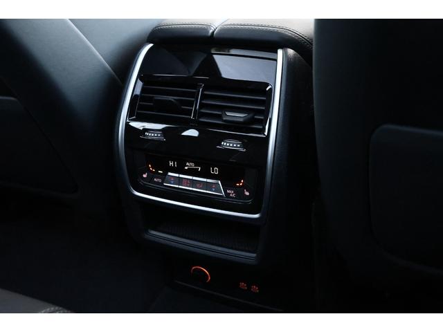 Ｘ５ Ｍ コンペティション　新車保証　１オーナー　Ｍコンフォートパッケージ　アダプティブＬＥＤ　マッサージ機能付メリノレザー　ベンチレーター　パノラマサンルーフ　純正ナビ　全方位カメラ　ｈａｒｍａｎ／ｋａｒｄｏｎ　２１／２２ＡＷ（74枚目）