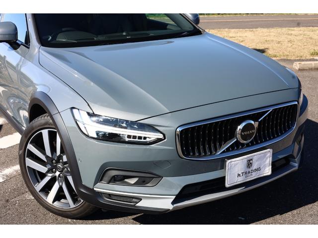 V90 クロスカントリー B6 AWD プロ エアサス仕様 Bowers&Wilkins パノラマサンルーフ マッサージ機能付きベンチレーテッドファインナッパレザー ベンチレーター Googleナビ 全方位カメラ 専用20AW 電動テールゲート(19枚目)