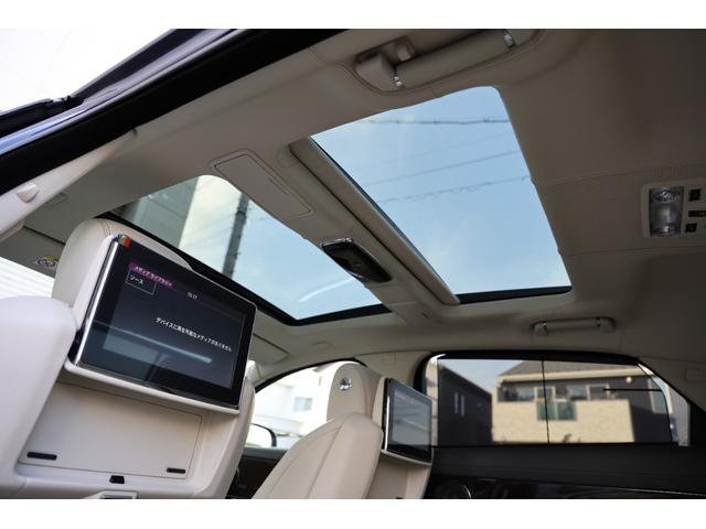 XJ XJ オートバイオグラフィー LWB 後期 アダプティブLED マッサージ機能付きキルティングセミアニリンレザー 全席シートヒーター ベンチレーター リアエンタメ Meridianリファレンスオーディオ パノラマSR ソフトクローズドドア(10枚目)