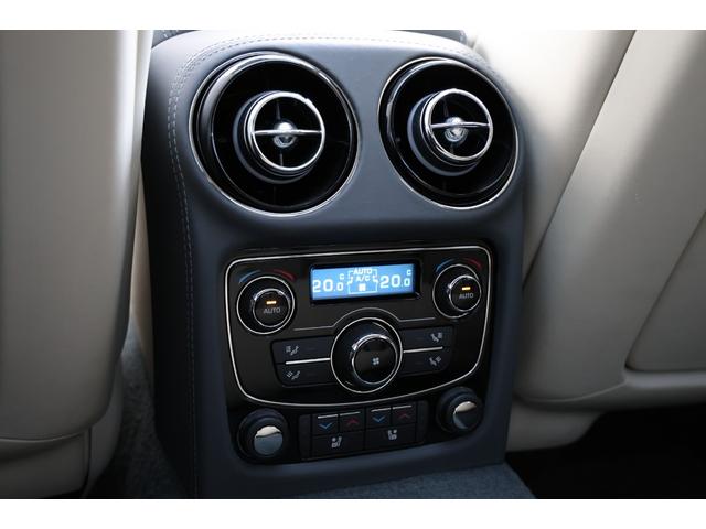 XJ XJ オートバイオグラフィー LWB 後期 アダプティブLED マッサージ機能付きキルティングセミアニリンレザー 全席シートヒーター ベンチレーター リアエンタメ Meridianリファレンスオーディオ パノラマSR ソフトクローズドドア(15枚目)