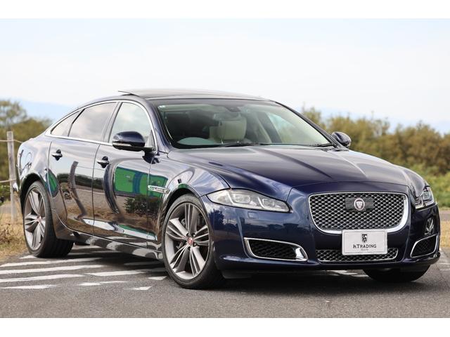 XJ XJ オートバイオグラフィー LWB 後期 アダプティブLED マッサージ機能付きキルティングセミアニリンレザー 全席シートヒーター ベンチレーター リアエンタメ Meridianリファレンスオーディオ パノラマSR ソフトクローズドドア(20枚目)