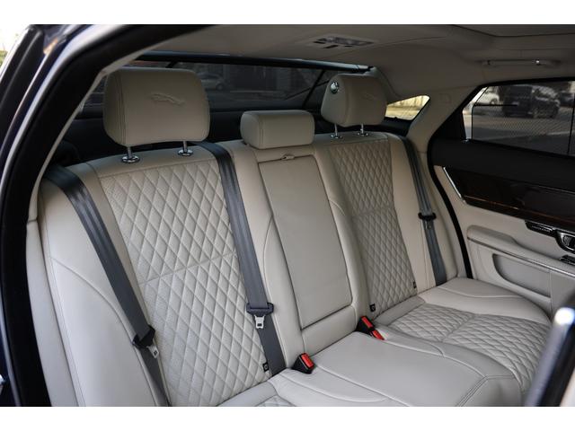 XJ XJ オートバイオグラフィー LWB 後期 アダプティブLED マッサージ機能付きキルティングセミアニリンレザー 全席シートヒーター ベンチレーター リアエンタメ Meridianリファレンスオーディオ パノラマSR ソフトクローズドドア(48枚目)