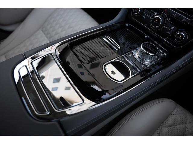 XJ XJ オートバイオグラフィー LWB 後期 アダプティブLED マッサージ機能付きキルティングセミアニリンレザー 全席シートヒーター ベンチレーター リアエンタメ Meridianリファレンスオーディオ パノラマSR ソフトクローズドドア(64枚目)