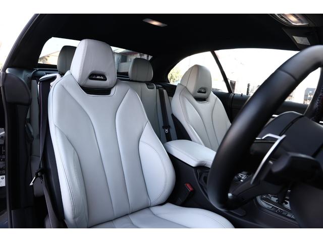 Ｍ４ Ｍ４カブリオレ　コンペティション　１オーナー　電動ハードトップ　アダプティブＬＥＤ　ホワイトメリノレザー　シートヒーター　２０ＡＷ　Ｍコンパウンドブレーキ　ｈａｒｍａｎ／ｋａｄｏｎ　ヘッドアップディスプレイ　カーボンインテリアトリム（12枚目）