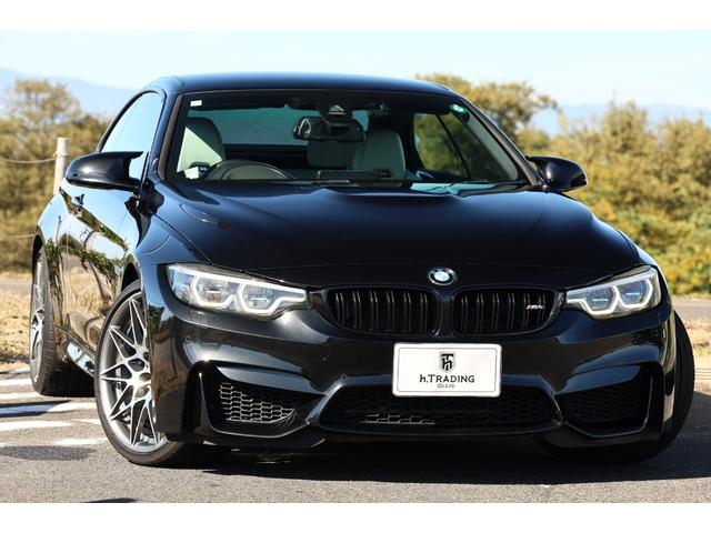 Ｍ４ Ｍ４カブリオレ　コンペティション　１オーナー　電動ハードトップ　アダプティブＬＥＤ　ホワイトメリノレザー　シートヒーター　２０ＡＷ　Ｍコンパウンドブレーキ　ｈａｒｍａｎ／ｋａｄｏｎ　ヘッドアップディスプレイ　カーボンインテリアトリム（15枚目）