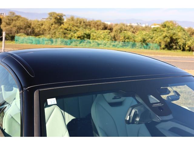 Ｍ４ Ｍ４カブリオレ　コンペティション　１オーナー　電動ハードトップ　アダプティブＬＥＤ　ホワイトメリノレザー　シートヒーター　２０ＡＷ　Ｍコンパウンドブレーキ　ｈａｒｍａｎ／ｋａｄｏｎ　ヘッドアップディスプレイ　カーボンインテリアトリム（23枚目）