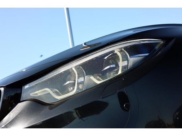 Ｍ４ Ｍ４カブリオレ　コンペティション　１オーナー　電動ハードトップ　アダプティブＬＥＤ　ホワイトメリノレザー　シートヒーター　２０ＡＷ　Ｍコンパウンドブレーキ　ｈａｒｍａｎ／ｋａｄｏｎ　ヘッドアップディスプレイ　カーボンインテリアトリム（28枚目）