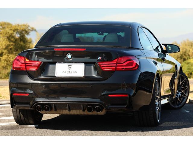 Ｍ４ Ｍ４カブリオレ　コンペティション　１オーナー　電動ハードトップ　アダプティブＬＥＤ　ホワイトメリノレザー　シートヒーター　２０ＡＷ　Ｍコンパウンドブレーキ　ｈａｒｍａｎ／ｋａｄｏｎ　ヘッドアップディスプレイ　カーボンインテリアトリム（31枚目）