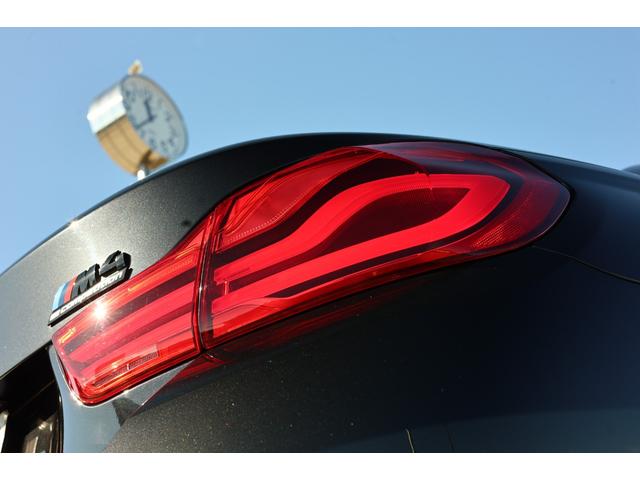 Ｍ４ Ｍ４カブリオレ　コンペティション　１オーナー　電動ハードトップ　アダプティブＬＥＤ　ホワイトメリノレザー　シートヒーター　２０ＡＷ　Ｍコンパウンドブレーキ　ｈａｒｍａｎ／ｋａｄｏｎ　ヘッドアップディスプレイ　カーボンインテリアトリム（35枚目）