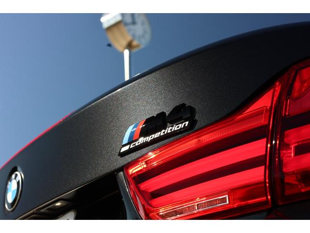 Ｍ４ Ｍ４カブリオレ　コンペティション　１オーナー　電動ハードトップ　アダプティブＬＥＤ　ホワイトメリノレザー　シートヒーター　２０ＡＷ　Ｍコンパウンドブレーキ　ｈａｒｍａｎ／ｋａｄｏｎ　ヘッドアップディスプレイ　カーボンインテリアトリム（37枚目）